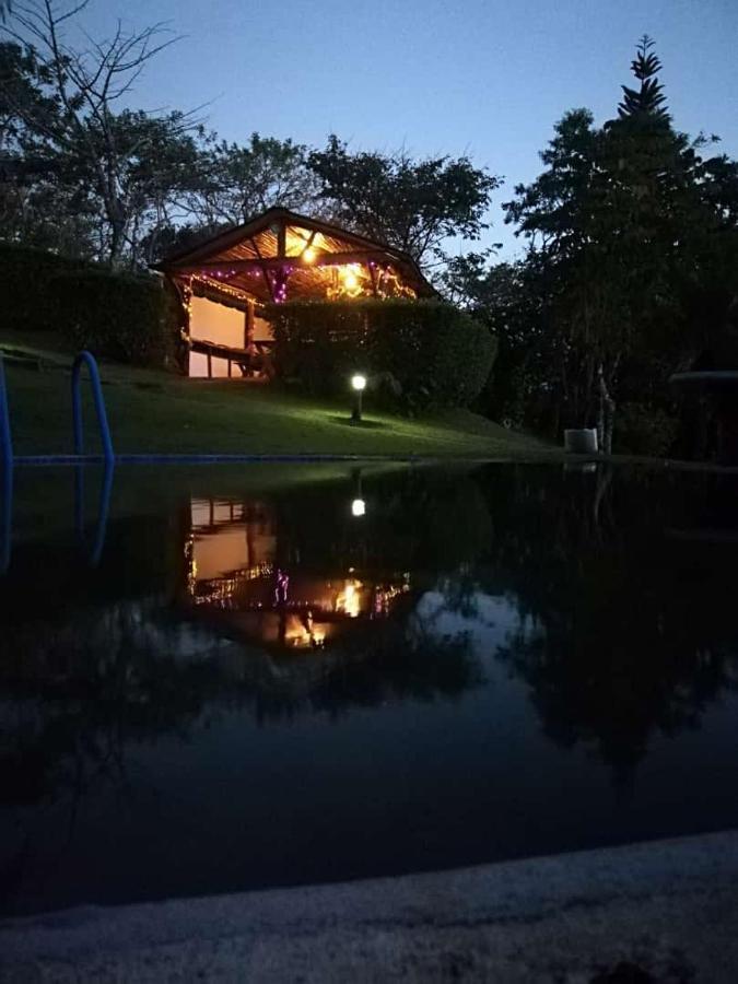 Pochote Lodge Guayabo  Exterior photo